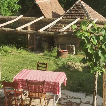 Etno Selo Dedovina Casa vacanze