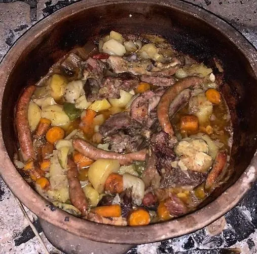 Etno Selo Dedovina גורני מילנובץ