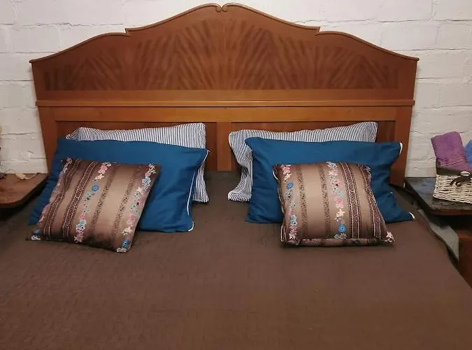 Etno Selo Dedovina * גורני מילנובץ