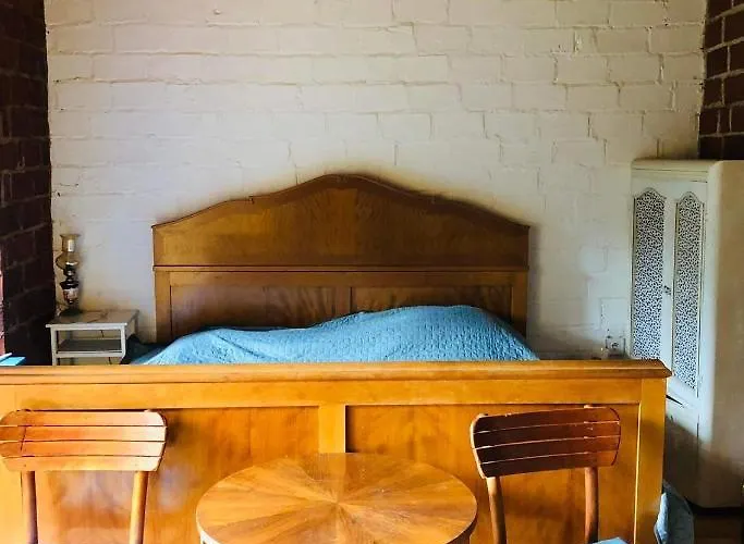 Etno Selo Dedovina בית נופש גורני מילנובץ